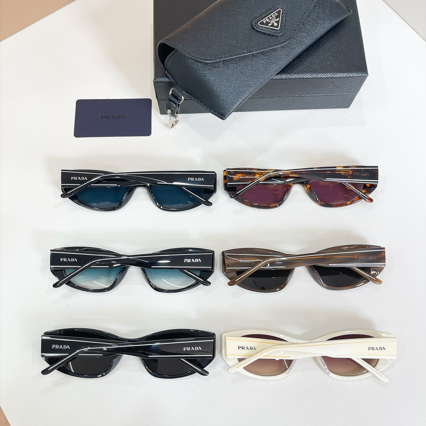 PRADA✨✨✨MODEL：SPR D22S✨✨✨SIZE：54口19-145✨✨✨