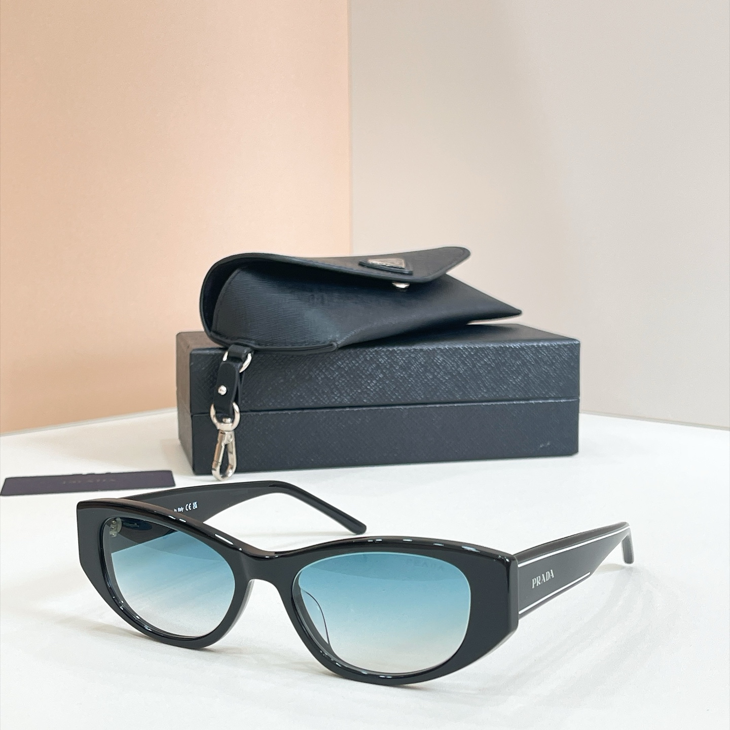 PRADA✨✨✨MODEL：SPR D22S✨✨✨SIZE：54口19-145✨✨✨