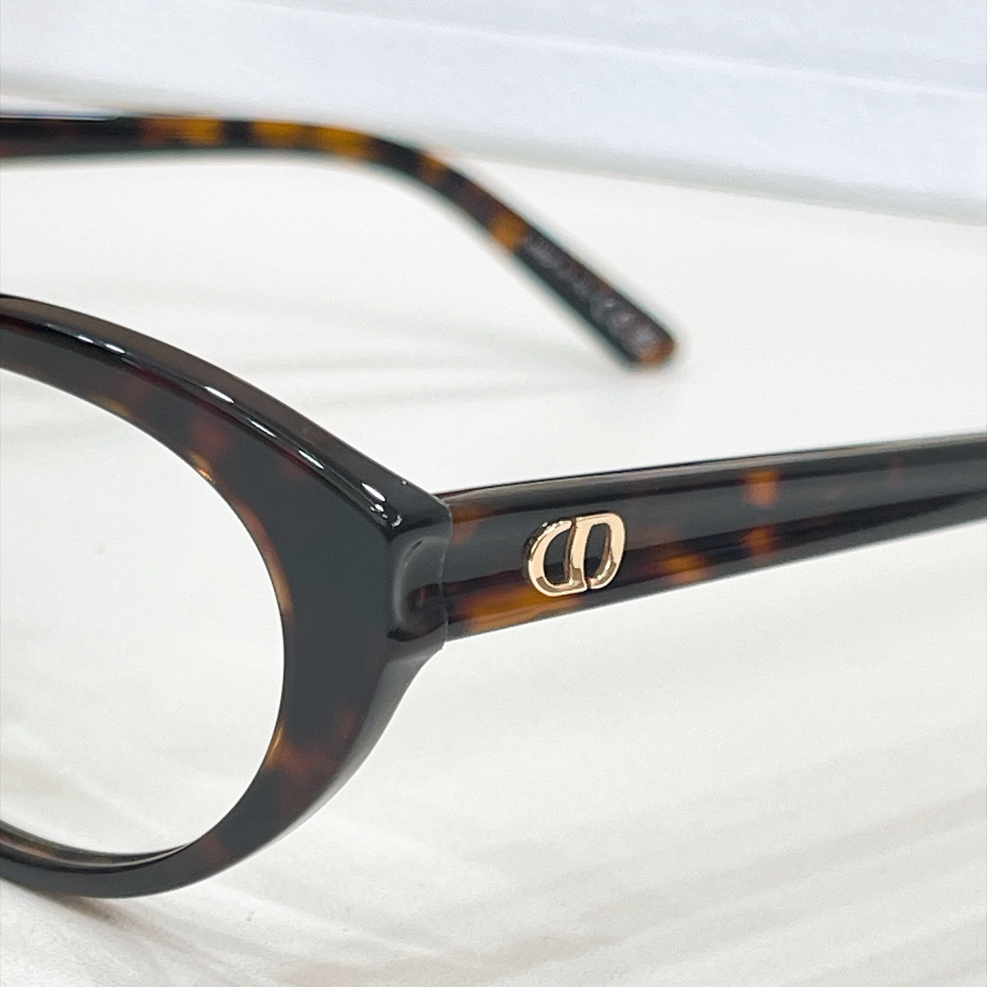 DIO*🌟🌟🌟christian DiorGlowO B1F🌟🌟🌟SIZE：53口16-145🌟🌟