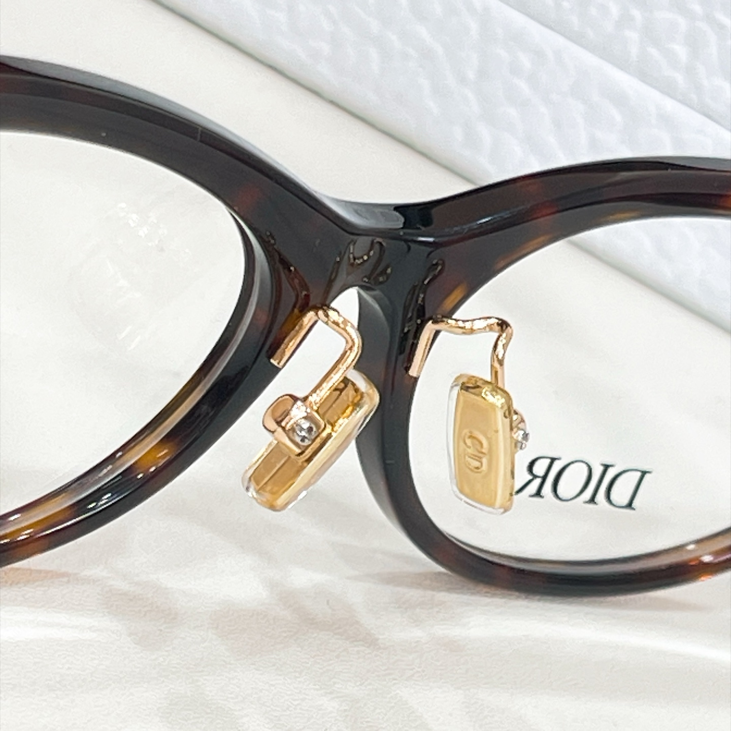 DIO*🌟🌟🌟christian DiorGlowO B1F🌟🌟🌟SIZE：53口16-145🌟🌟