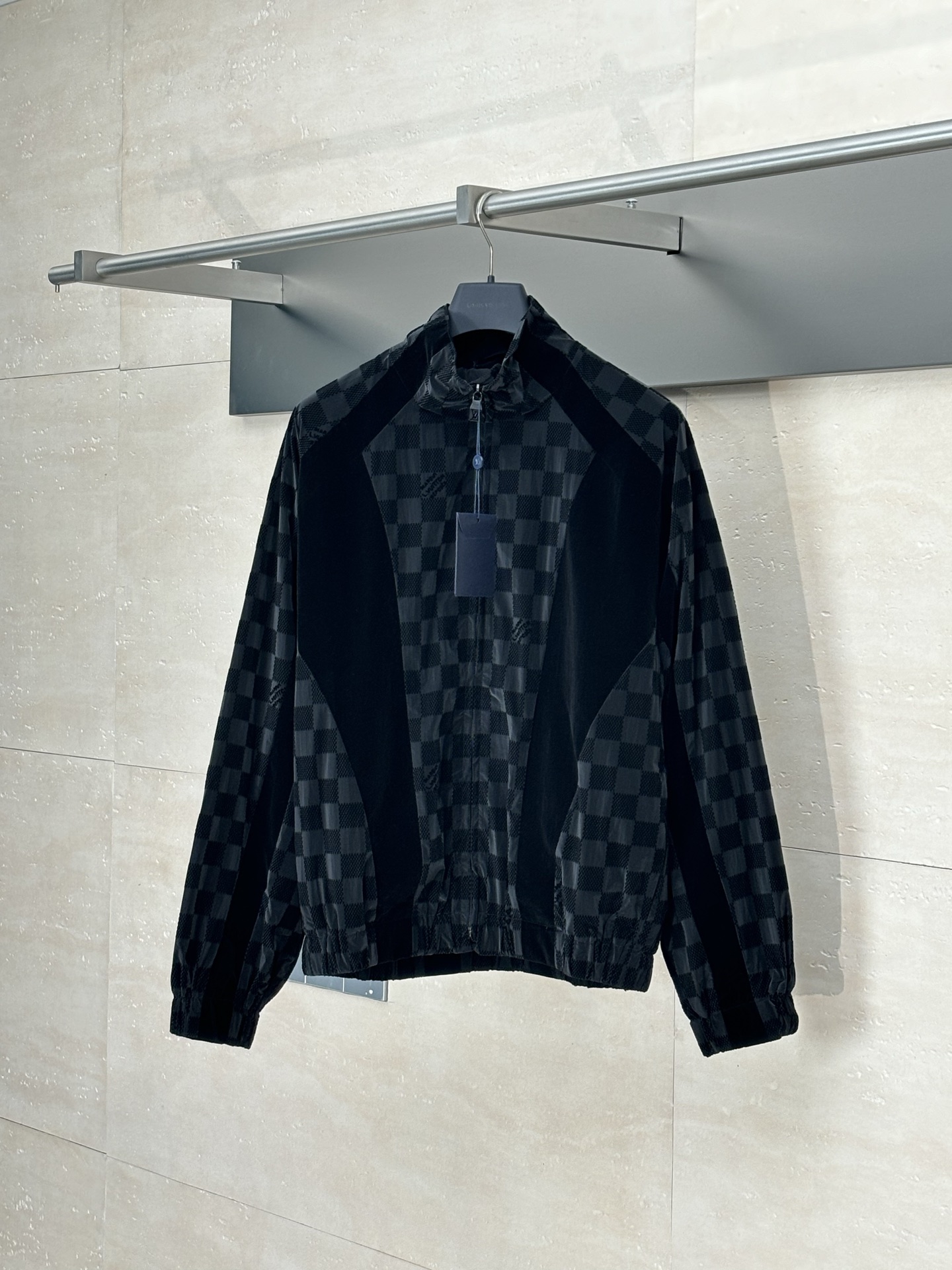 _dEX9sy1PcYRdAxGKHRIsLkALPd_-f902aFYF9jg