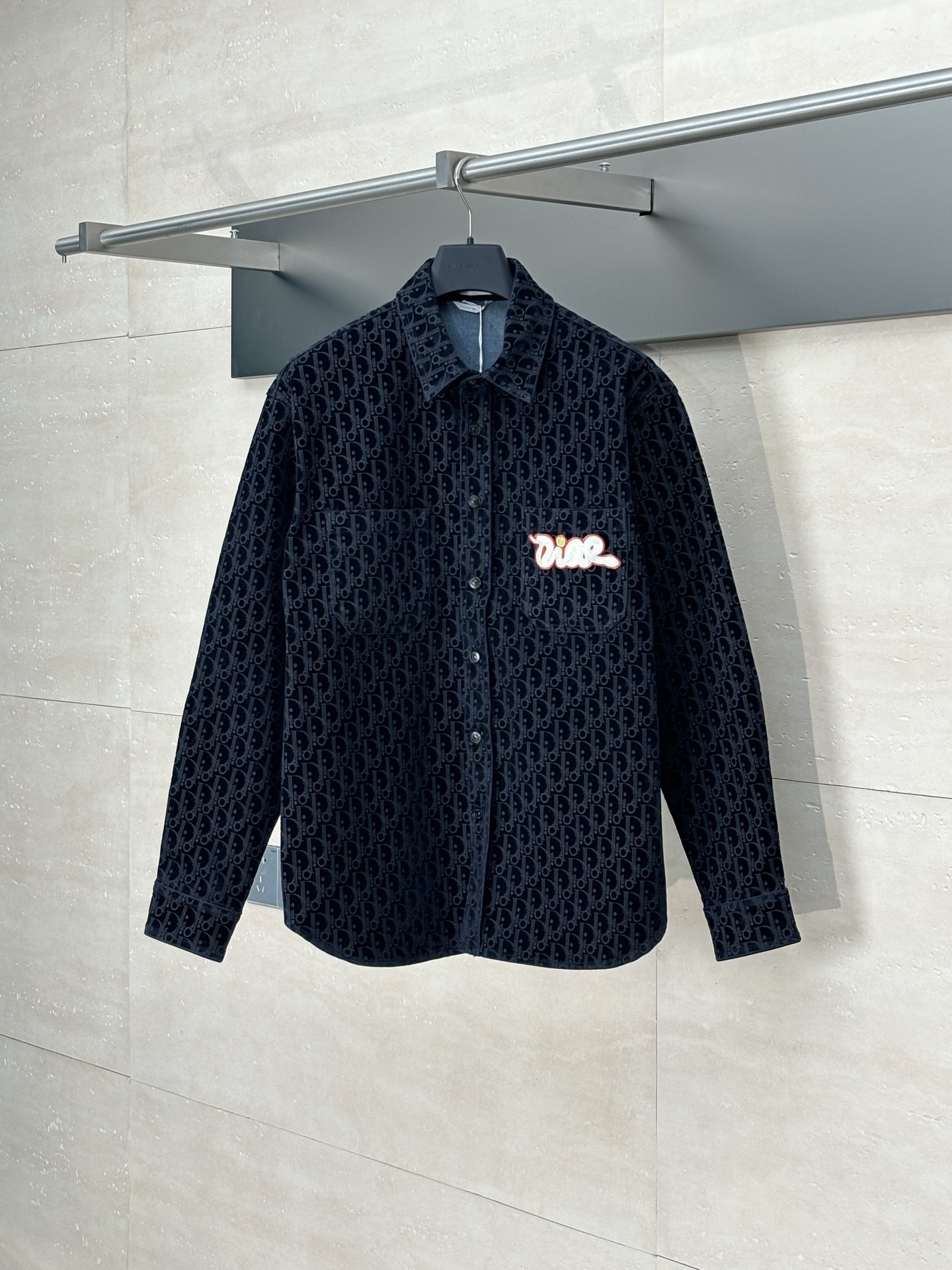 _dv_9sXfIH1yJ_rW_r1Yna5IgjC8f3F5CPzHEJ5w