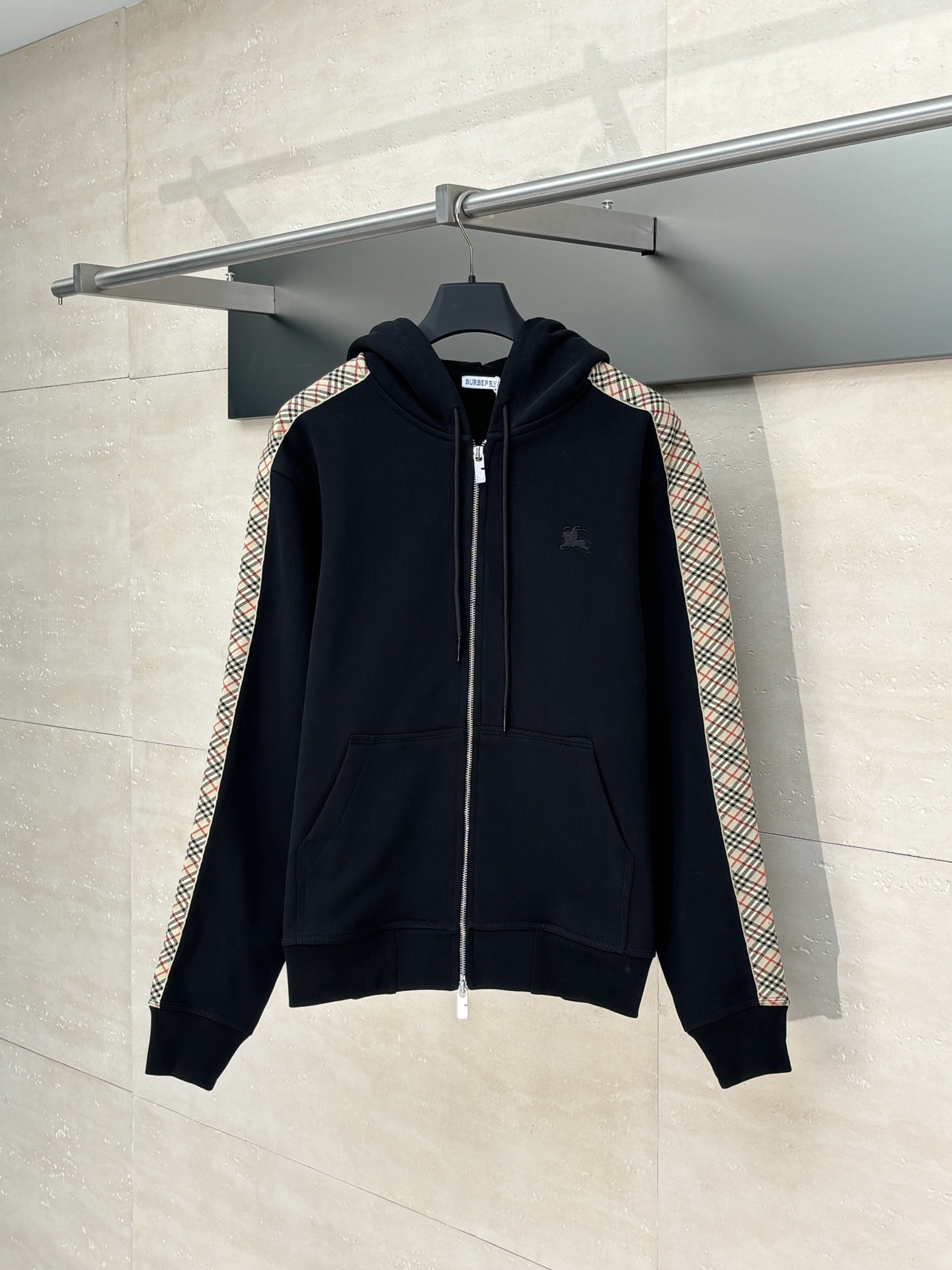 burberry*/Burberry 2025FW chaqueta con capucha de manga larga y tejido nuevo de principios de otoño. Cinta clásica a cu…