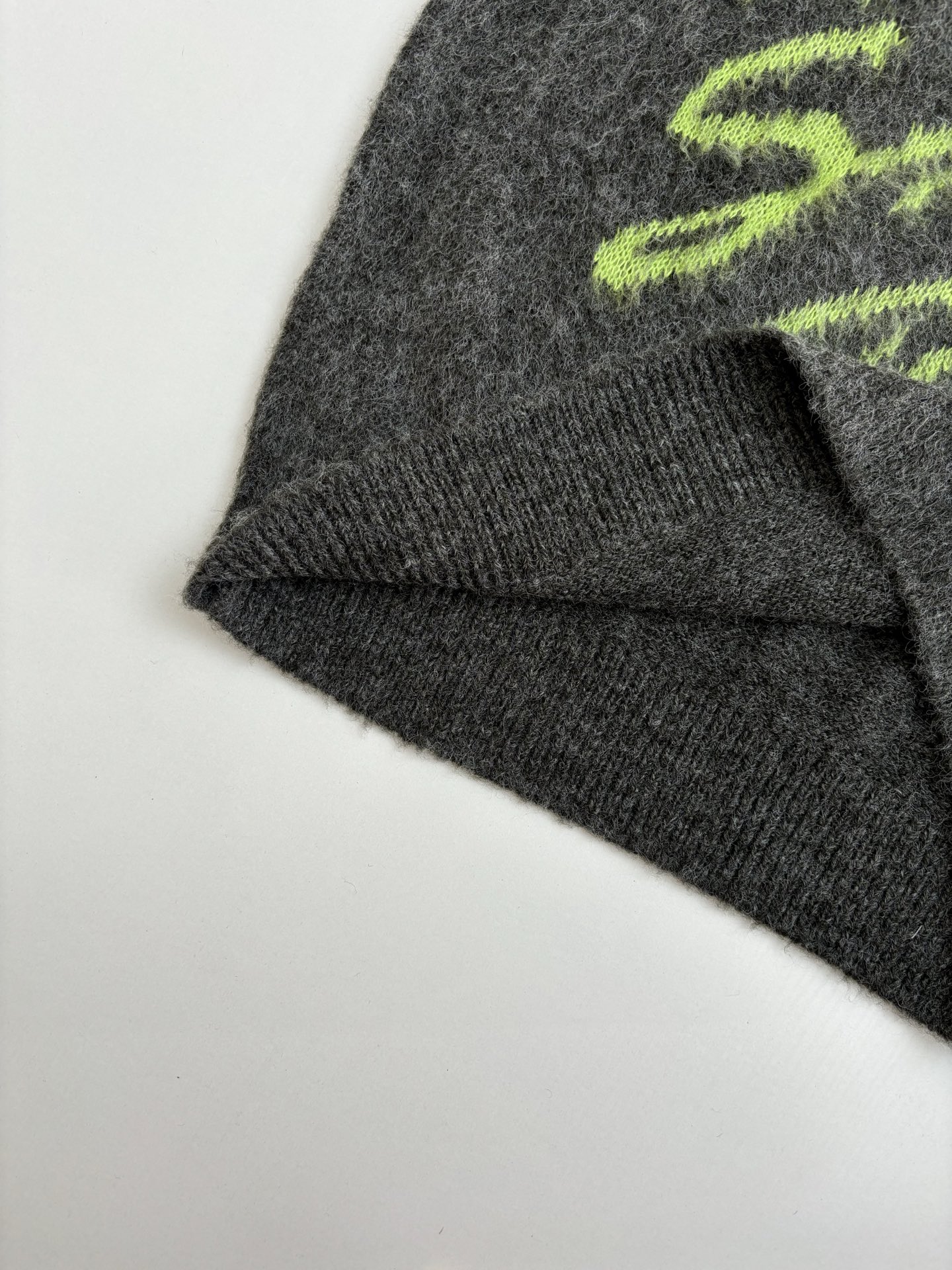 Givenchy 24FW Signature Mohair Crew Neck Sweater - Soft, Warm, and Stylish 7 i1752999591027 5992 0 5