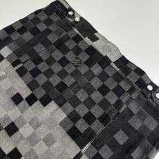 1V/路易 黑色棋盘格马赛克牛仔外套原样开发渐变马赛克格子面料 牛仔上字母提花还原 珍珠五金镭射刻字lo 1V/路易 黑色棋盘格马赛克牛仔外套原样开发渐变马赛克格子面料 牛仔上字母提花还原 珍珠五金镭射刻字lo