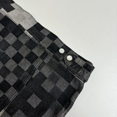 1V/路易 黑色棋盘格马赛克牛仔外套原样开发渐变马赛克格子面料 牛仔上字母提花还原 珍珠五金镭射刻字lo 1V/路易 黑色棋盘格马赛克牛仔外套原样开发渐变马赛克格子面料 牛仔上字母提花还原 珍珠五金镭射刻字lo