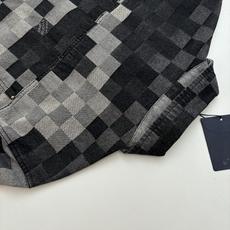 1V/路易 黑色棋盘格马赛克牛仔外套原样开发渐变马赛克格子面料 牛仔上字母提花还原 珍珠五金镭射刻字lo 1V/路易 黑色棋盘格马赛克牛仔外套原样开发渐变马赛克格子面料 牛仔上字母提花还原 珍珠五金镭射刻字lo