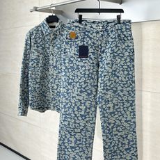 1V/路易 25SS新款水洗波点老花满印工装牛仔裤出自 Pharrell Williams 与 Nigo 1V/路易 25SS新款水洗波点老花满印工装牛仔裤出自 Pharrell Williams 与 Nigo