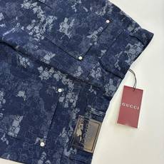Gucci*/古驰 25Ss新款刺绣牛仔短裤采用定制牛仔面料匠心制作,质感卓越,舒适柔软,亲肤透气,胸口 Gucci*/古驰 25Ss新款刺绣牛仔短裤采用定制牛仔面料匠心制作,质感卓越,舒适柔软,亲肤透气,胸口