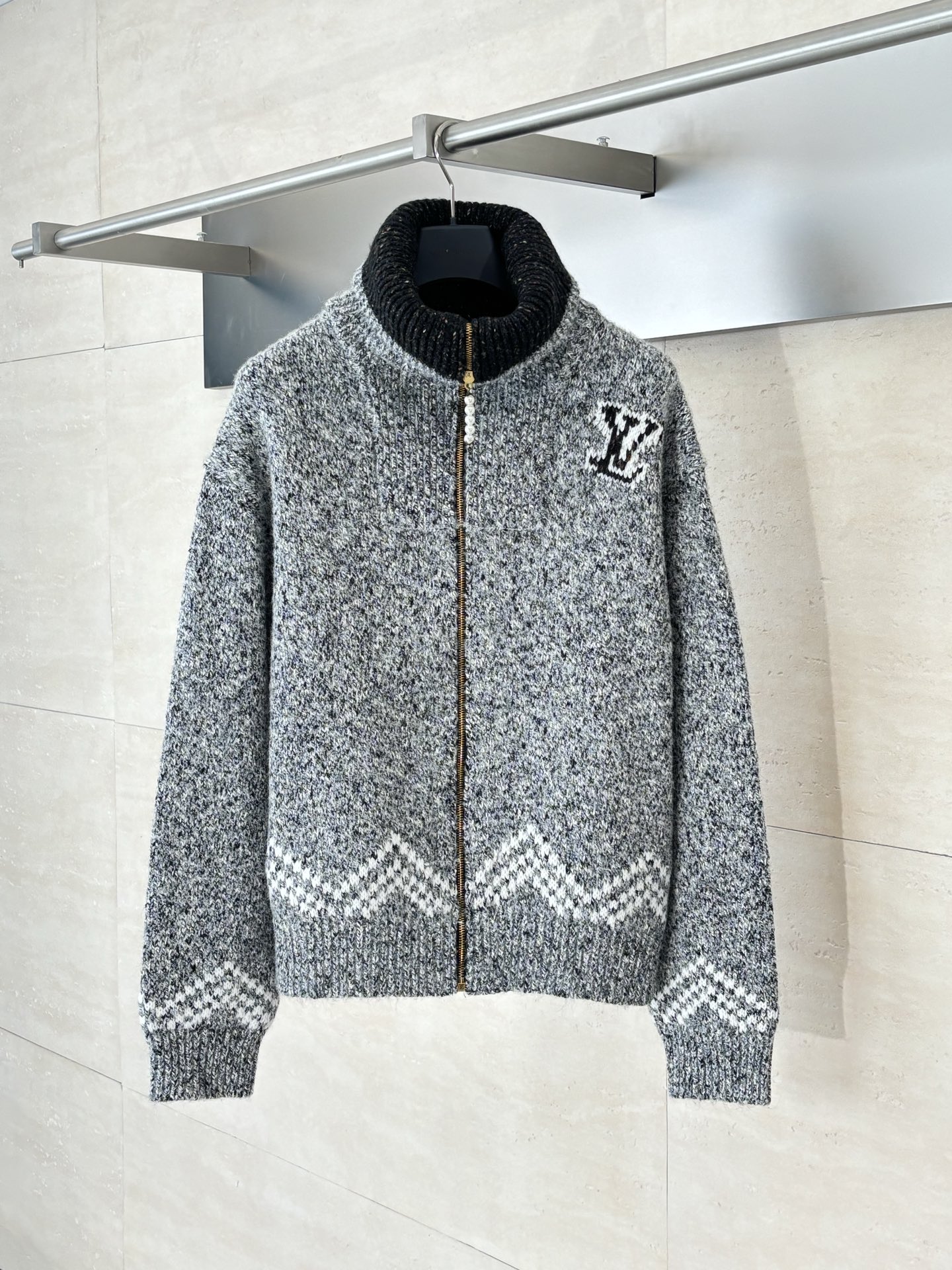 NO:529545,(Presale for 5 days) 1V*/Louis 25FW new co-branded Nigo sailing fishing yarn knitted zipper sweater jacket SizeS/M/L/XL,,louis vuitton,jackets & coats,sweaters,alexander wang19860909（预售5天） 1V*/路易 25FW新款联名 Nigo帆船垂钓纱针织拉链毛衣外套 SizeS/M/L/XL,,louis vuitton,jackets & coats,sweaters,alexander wang,Men's clothing