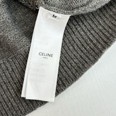 Celin*/赛琳 24FW 小刺绣高领半拉链毛衣原12,500购入,面料采用膨体羊毛绒混纺,轻柔触感, Celin*/赛琳 24FW 小刺绣高领半拉链毛衣原12,500购入,面料采用膨体羊毛绒混纺,轻柔触感,