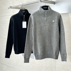 Celin*/赛琳 24FW 小刺绣高领半拉链毛衣原12,500购入,面料采用膨体羊毛绒混纺,轻柔触感, Celin*/赛琳 24FW 小刺绣高领半拉链毛衣原12,500购入,面料采用膨体羊毛绒混纺,轻柔触感,