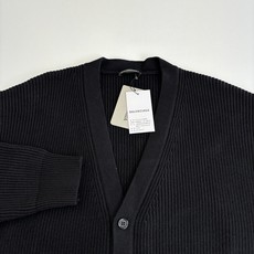 Balenciag*/巴黎Blcg 24FW 袖标编织开衫毛衣原16,800购入,定织新疆45支精纺羊毛 Balenciag*/巴黎Blcg 24FW 袖标编织开衫毛衣原16,800购入,定织新疆45支精纺羊毛