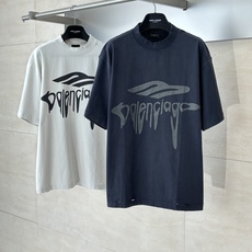 Balenciag*/巴黎25ss融化字母印花短袖定织拉架罗纹对板同缸染色确保无色差,遵循原版工艺半微高 Balenciag*/巴黎25ss融化字母印花短袖定织拉架罗纹对板同缸染色确保无色差,遵循原版工艺半微高