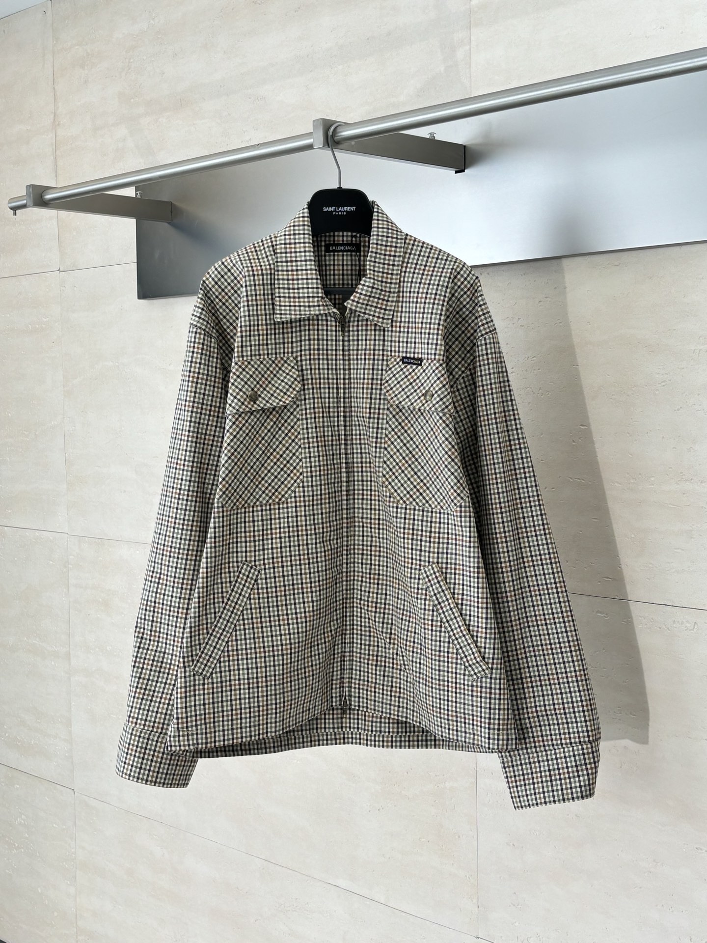 Balenciag*/巴黎Blcg 2025FW 秋冬新款格纹长袖翻领外套双面高品质对格剪裁 隐藏式金属