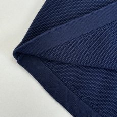 1V/路易 Nigo联名刺绣图案针织短袖棒球衬衫本款棉质针织棒球衬衫以休闲版型成就夏日佳选。前后 LV 1V/路易 Nigo联名刺绣图案针织短袖棒球衬衫本款棉质针织棒球衬衫以休闲版型成就夏日佳选。前后 LV