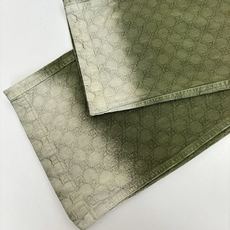Gucc*/古驰 暗纹双G提花渐变牛仔裤进口提花牛仔材质,质感舒适,挺括有型 酵素水洗工艺,呈现复古擦色 Gucc*/古驰 暗纹双G提花渐变牛仔裤进口提花牛仔材质,质感舒适,挺括有型 酵素水洗工艺,呈现复古擦色
