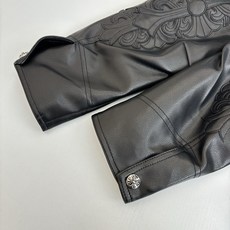 Chrome Heart*/克罗心 24SS CH双袖火焰藤蔓绣花皮衣夹克原84,300购入,面料定织采 Chrome Heart*/克罗心 24SS CH双袖火焰藤蔓绣花皮衣夹克原84,300购入,面料定织采