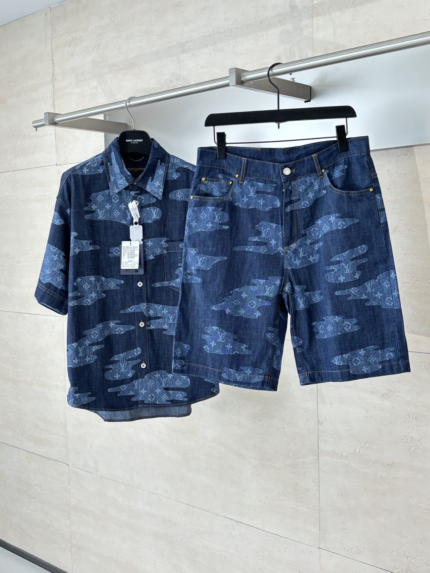 Louis Vuitton 1V/路易 FW25 Nigo联名款云朵青年布套装短裤