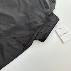 Givench*/纪梵希 GVC五金金属标4G拉链夹克外套定制50D流光绸风衣料以及满天星新中网布 触感 Givench*/纪梵希 GVC五金金属标4G拉链夹克外套定制50D流光绸风衣料以及满天星新中网布 触感