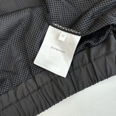 Givench*/纪梵希 GVC五金金属标4G拉链夹克外套定制50D流光绸风衣料以及满天星新中网布 触感 Givench*/纪梵希 GVC五金金属标4G拉链夹克外套定制50D流光绸风衣料以及满天星新中网布 触感