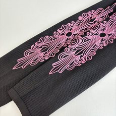 Chrome Heart*/克罗心 USA限定CH黑粉华夫格面料采用280克全棉华夫格双层材质 印花采 Chrome Heart*/克罗心 USA限定CH黑粉华夫格面料采用280克全棉华夫格双层材质 印花采