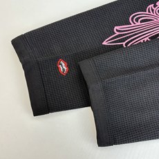 Chrome Heart*/克罗心 USA限定CH黑粉华夫格面料采用280克全棉华夫格双层材质 印花采 Chrome Heart*/克罗心 USA限定CH黑粉华夫格面料采用280克全棉华夫格双层材质 印花采