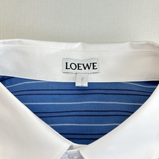 Loew*/罗意威 条纹拼色条纹单排尖领长袖衬衫3999购入 定制100支100%全棉条纹布 通过红外发 Loew*/罗意威 条纹拼色条纹单排尖领长袖衬衫3999购入 定制100支100%全棉条纹布 通过红外发