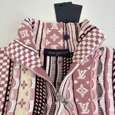 (预售5天)1V/路易 25FW 联名Nigo系列Monogram花㚏提花重工半拉链立领毛衣重工定位立体 (预售5天)1V/路易 25FW 联名Nigo系列Monogram花㚏提花重工半拉链立领毛衣重工定位立体