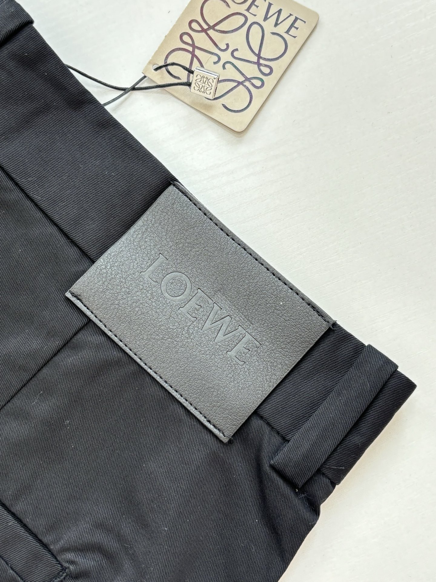 Loew*/罗意威 25SS棉质褶裥长裤Size：46/48/50/52