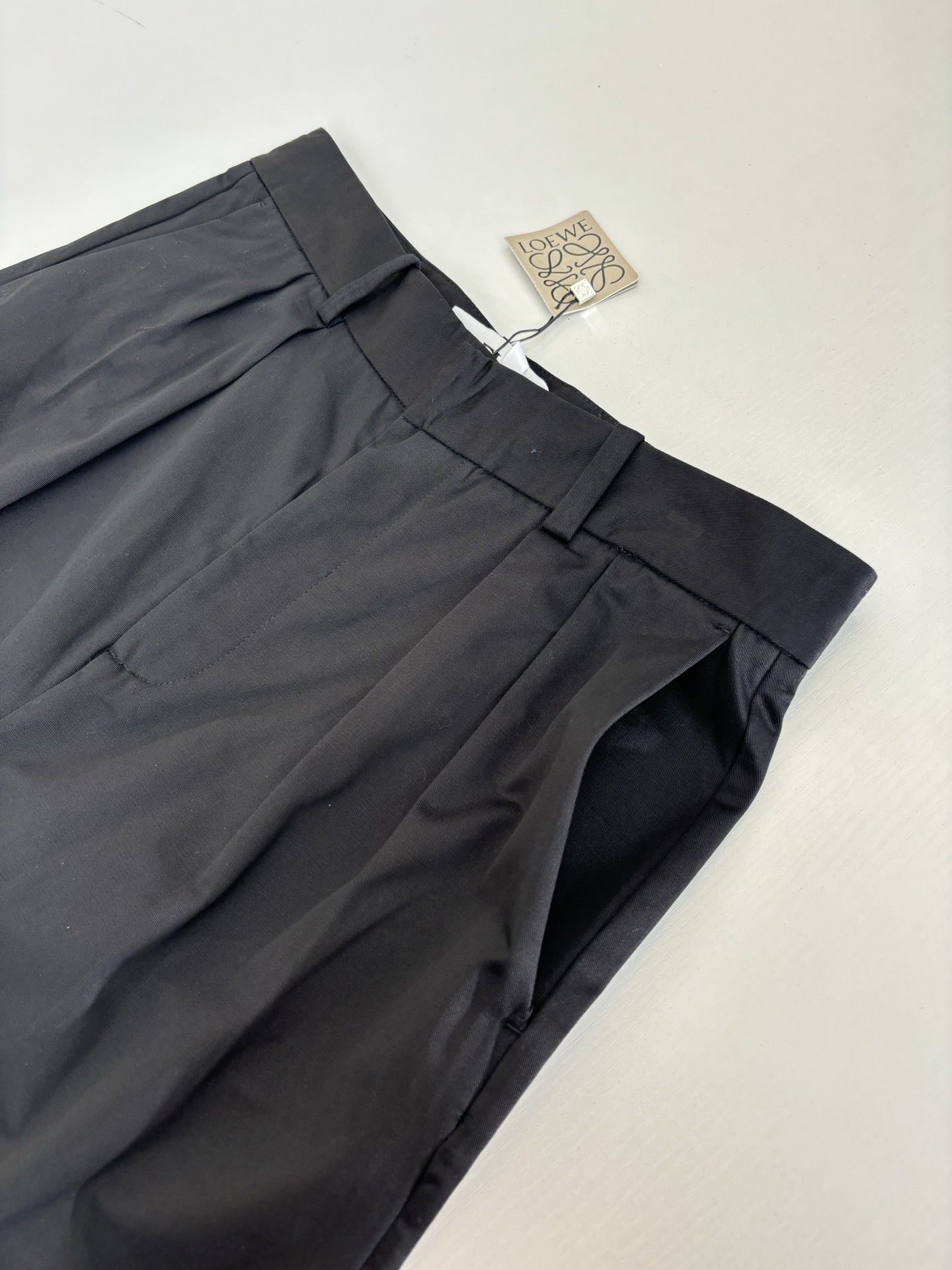 Loew*/罗意威 25SS棉质褶裥长裤Size：46/48/50/52
