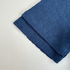 Dio*/迪奥 毛巾棉新配色提花短袖T恤这款蓝色棉质毛圈面料 丁 恤饰以同色调提花图案,致敬经典的 Ob Dio*/迪奥 毛巾棉新配色提花短袖T恤这款蓝色棉质毛圈面料 丁 恤饰以同色调提花图案,致敬经典的 Ob