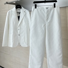 1V/路易 25FW 秋冬新款直筒压花西装长裤定制棉质混纺面料 全幅 Macro Monogram 压纹 1V/路易 25FW 秋冬新款直筒压花西装长裤定制棉质混纺面料 全幅 Macro Monogram 压纹