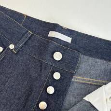 Dio*/迪奥 25FW 秋冬新款 直筒休闲牛仔长裤采用海军蓝色棉质牛仔布 后侧饰以迪奥之爱皮革标牌 腰 Dio*/迪奥 25FW 秋冬新款 直筒休闲牛仔长裤采用海军蓝色棉质牛仔布 后侧饰以迪奥之爱皮革标牌 腰
