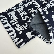 1V/路易 FW25 Nigo 联名款V领涂鸦牛仔裤直筒长裤FW秋冬秀款高订面料采用430克牛仔布料,洗 1V/路易 FW25 Nigo 联名款V领涂鸦牛仔裤直筒长裤FW秋冬秀款高订面料采用430克牛仔布料,洗