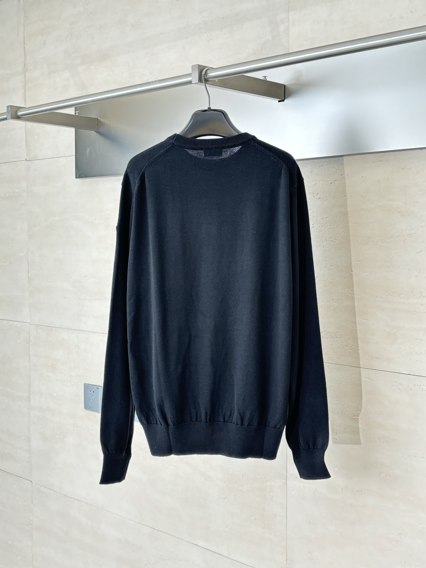 Moncle*/蒙口 25SS新款 字母标识套头长袖针织衫Size：S/M/L/XL