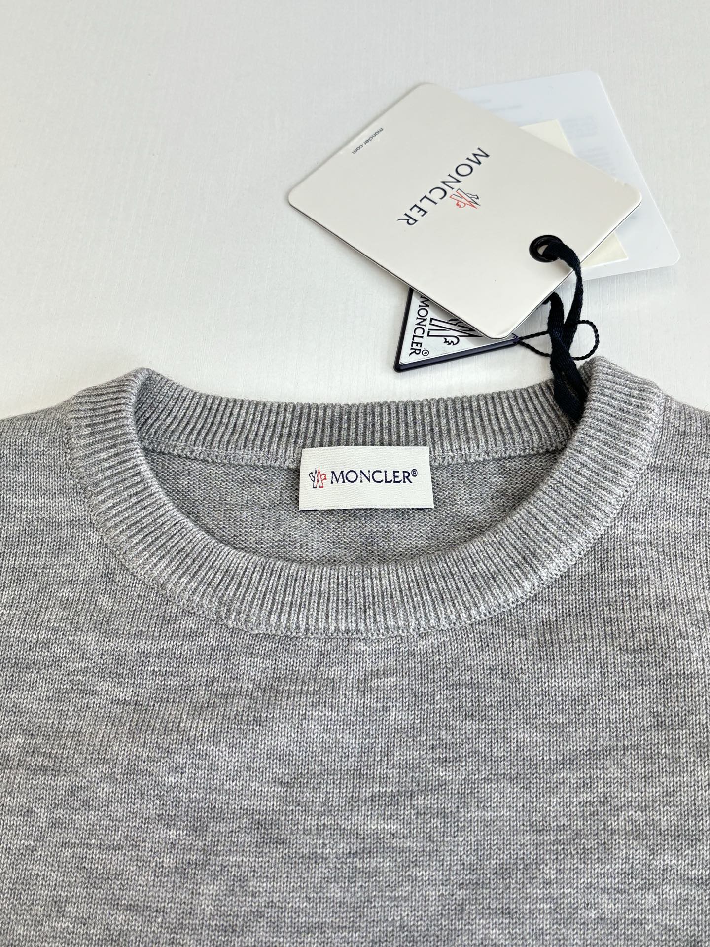 Moncle*/蒙口 25SS新款 字母标识套头长袖针织衫Size：S/M/L/XL