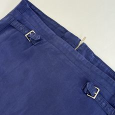 Miu Mi*/缪缪 25FW 法工伐木夹棉外套采用16OZ进口高克重牛仔面料,选用更长绒的优质棉花纺成 Miu Mi*/缪缪 25FW 法工伐木夹棉外套采用16OZ进口高克重牛仔面料,选用更长绒的优质棉花纺成