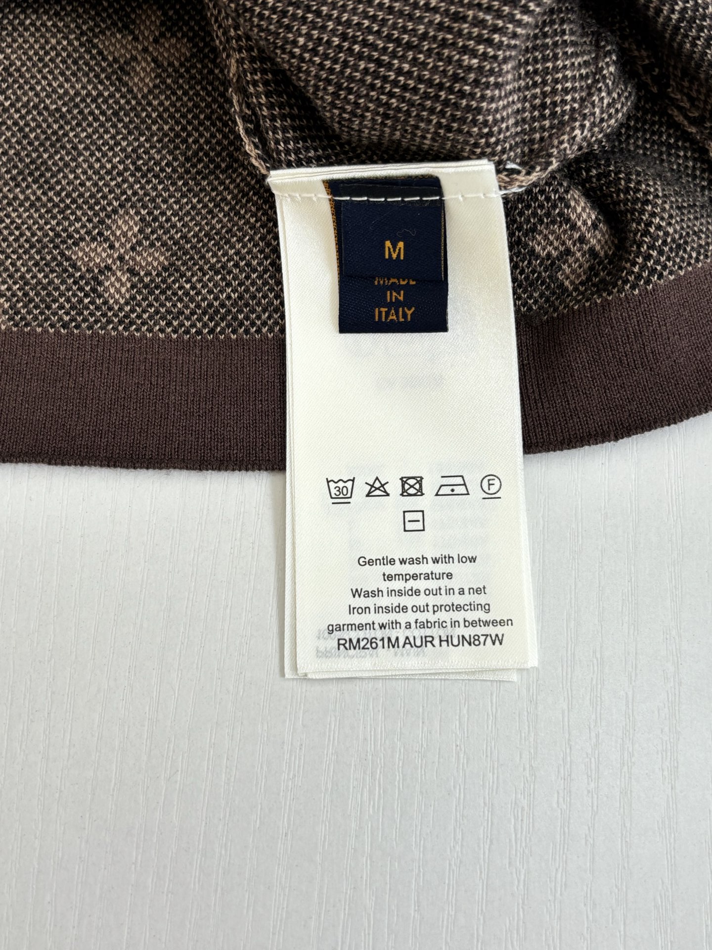 。1V/路易 SS26 渐变monogram提花圆领针织短袖T恤Size：S/M/L/XL