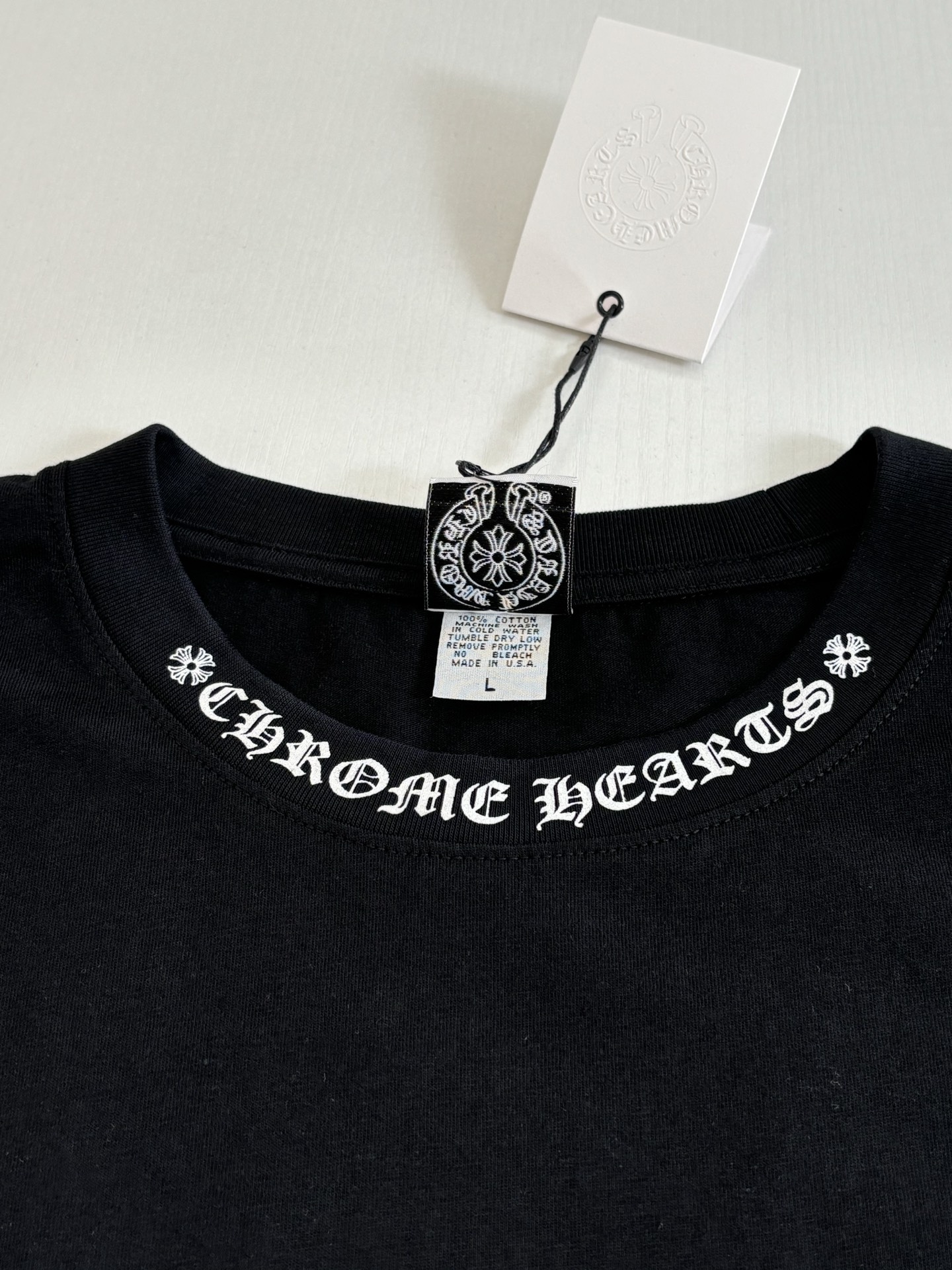 。Chrome Heart*/克罗心 Vintage十字架马蹄藤蔓宝剑短袖T恤面料采用26织220克全棉