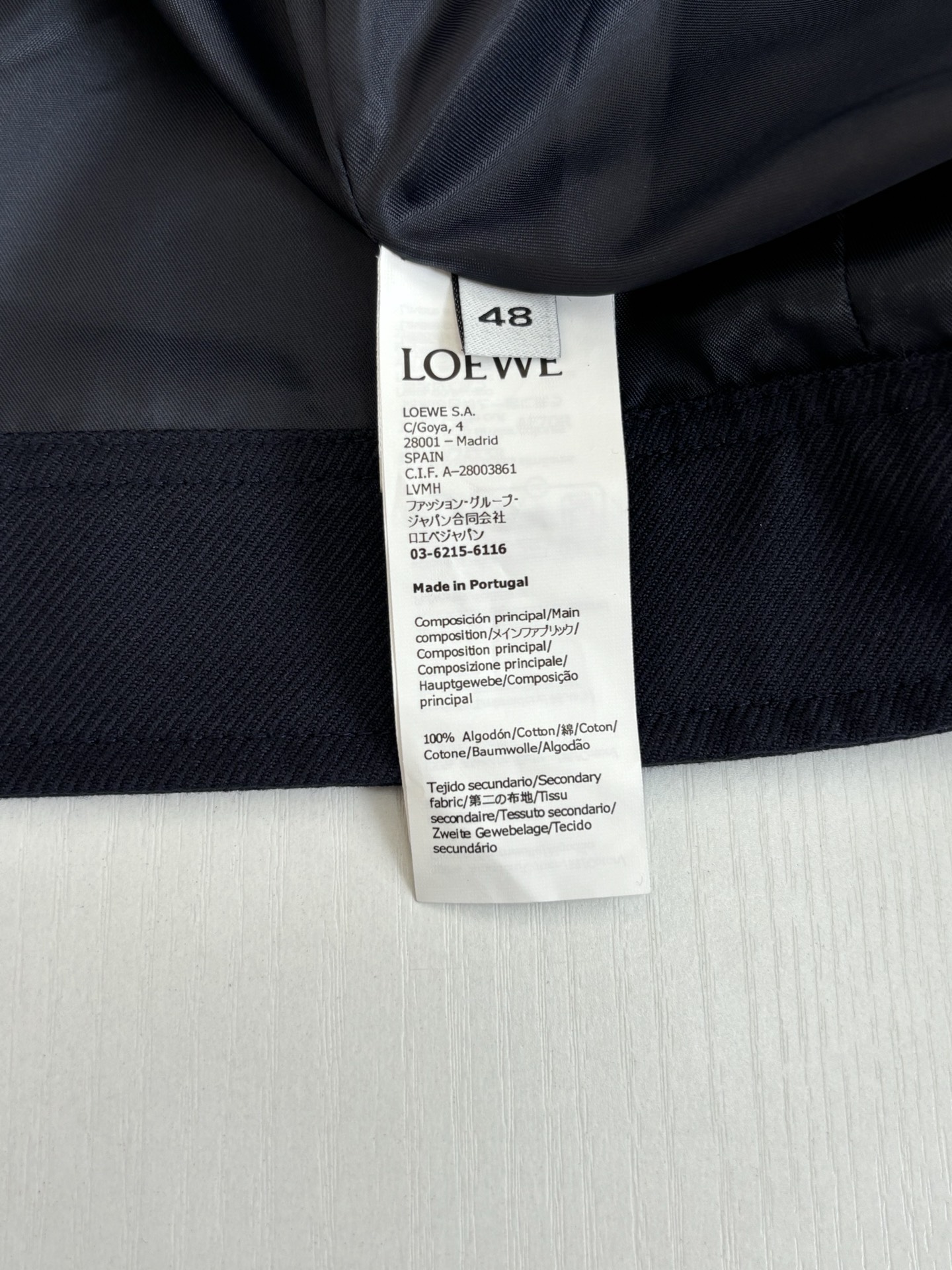 。Loew*/罗意威 SS26 早春新品西装领设计短款夹克外套Size：S/M/L/XL