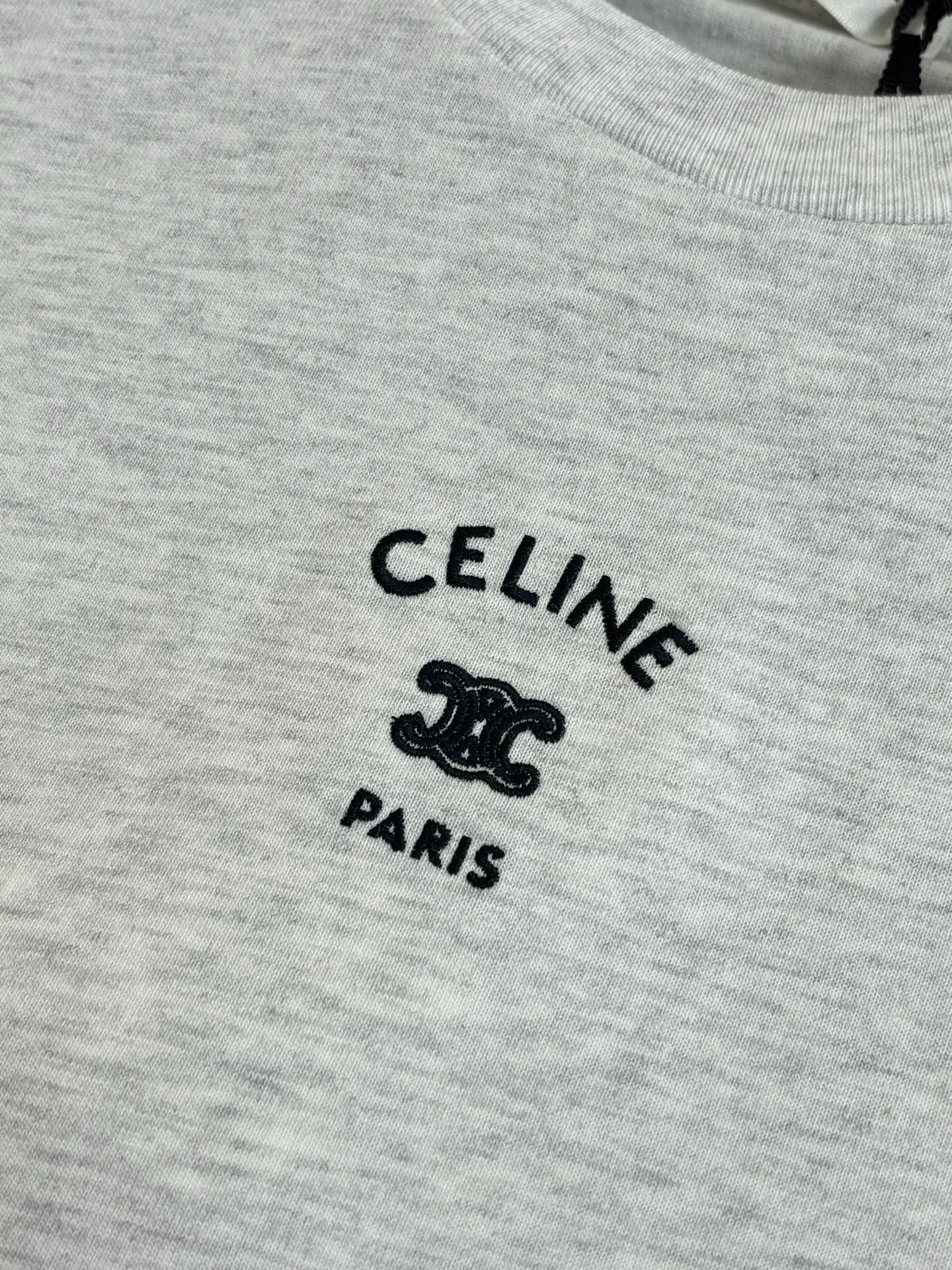 Celine Celin*/赛琳 SS26 凯旋门字母标识刺绣短袖T恤