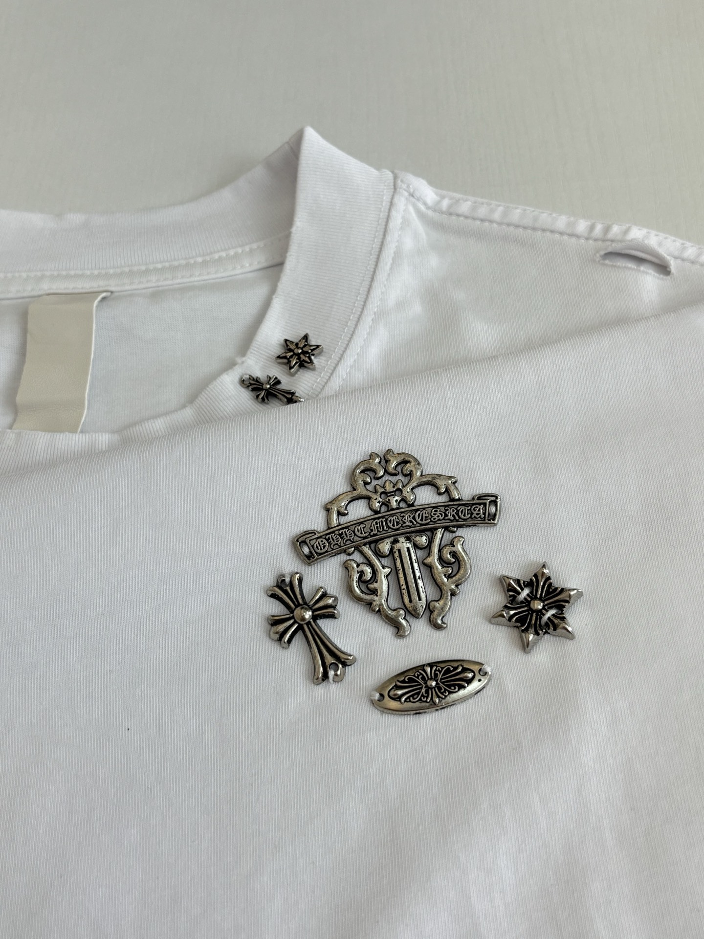 Chrome Hearts Chrome Heart*/克罗心 Ch银饰五金做旧破洞刺绣无袖背心