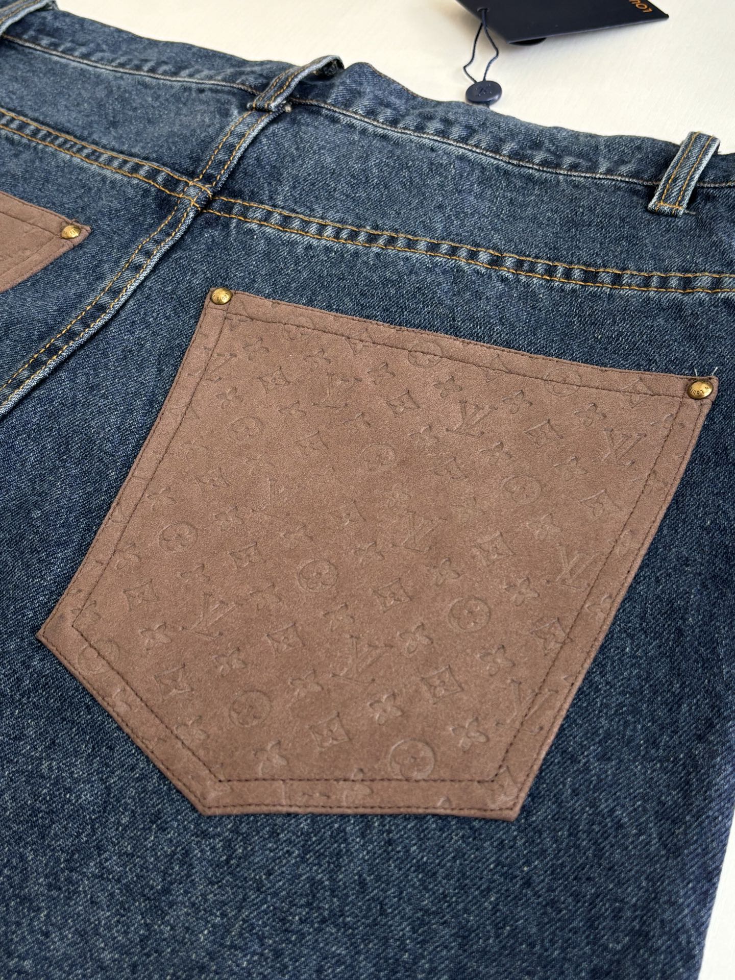 Louis Vuitton 1V/路易 老花皮质拼接口袋牛仔长裤