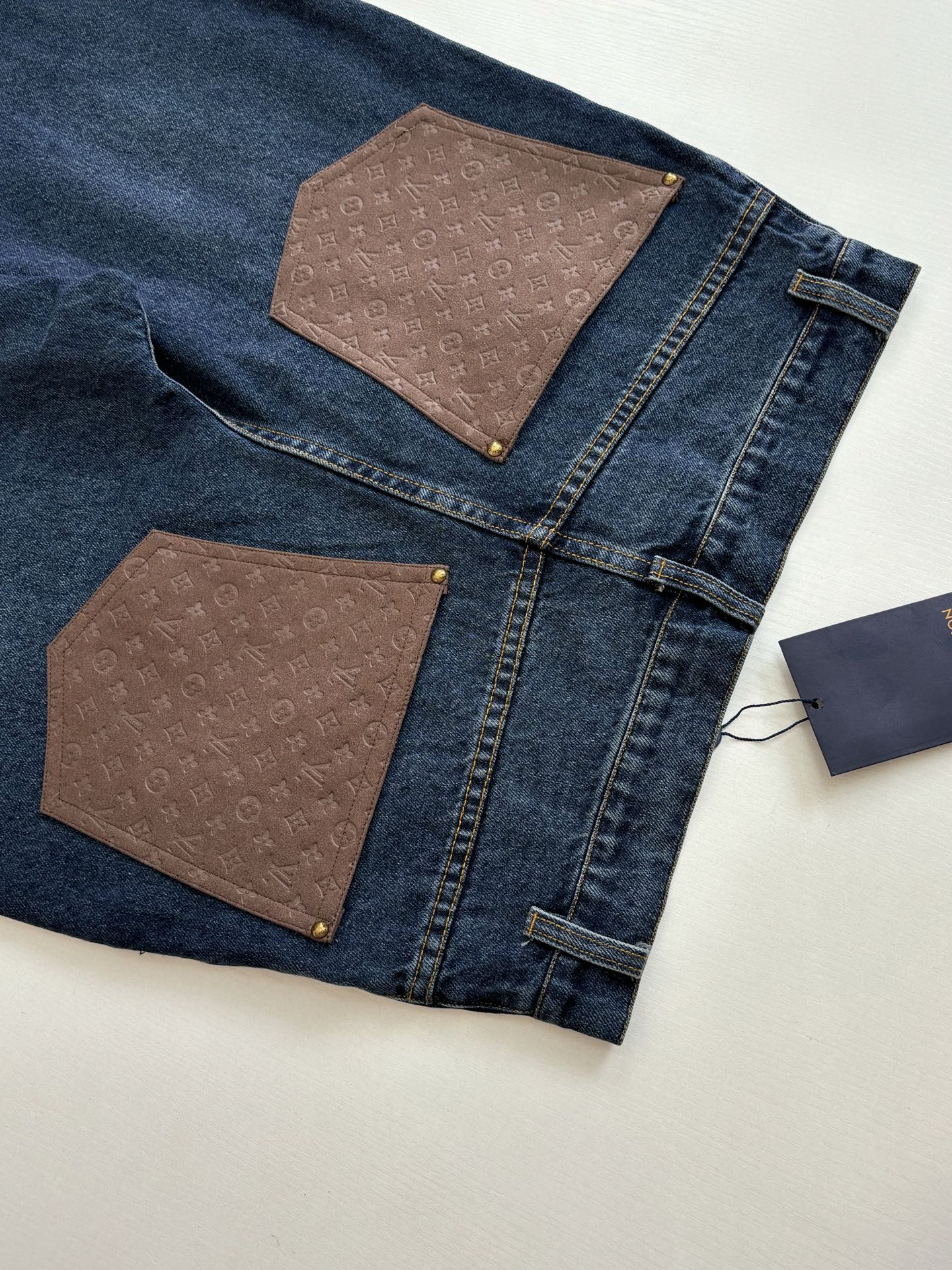 Louis Vuitton 1V/路易 老花皮质拼接口袋牛仔长裤
