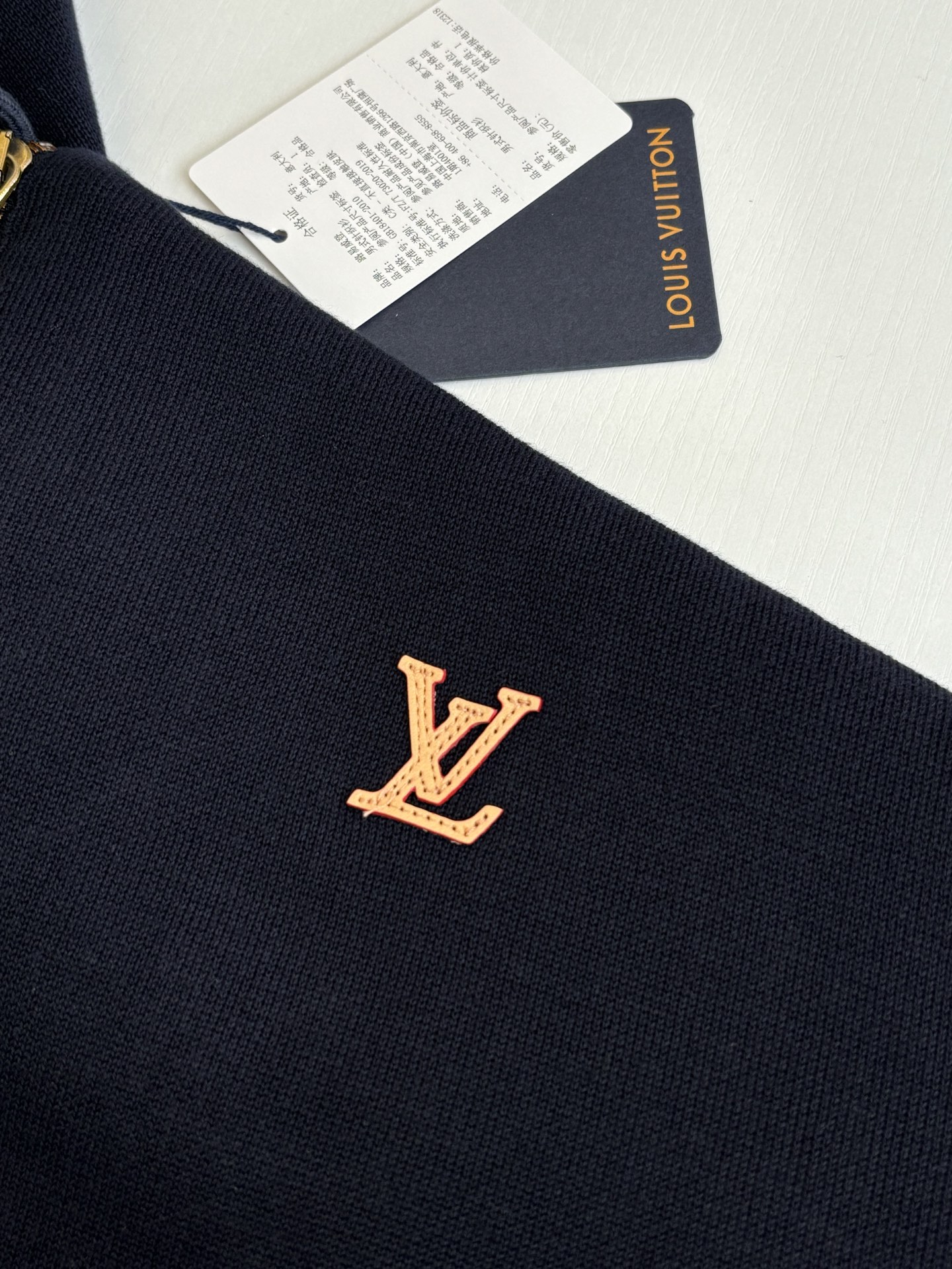 Louis Vuitton 1V/路易 SS26 标识皮标刺绣连帽拉链针织毛衣外套