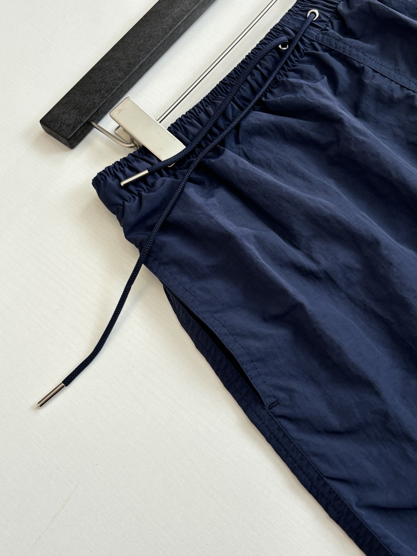 Hermès Hreme*/爱马仕 同色系小标刺绣沙滩速干短裤