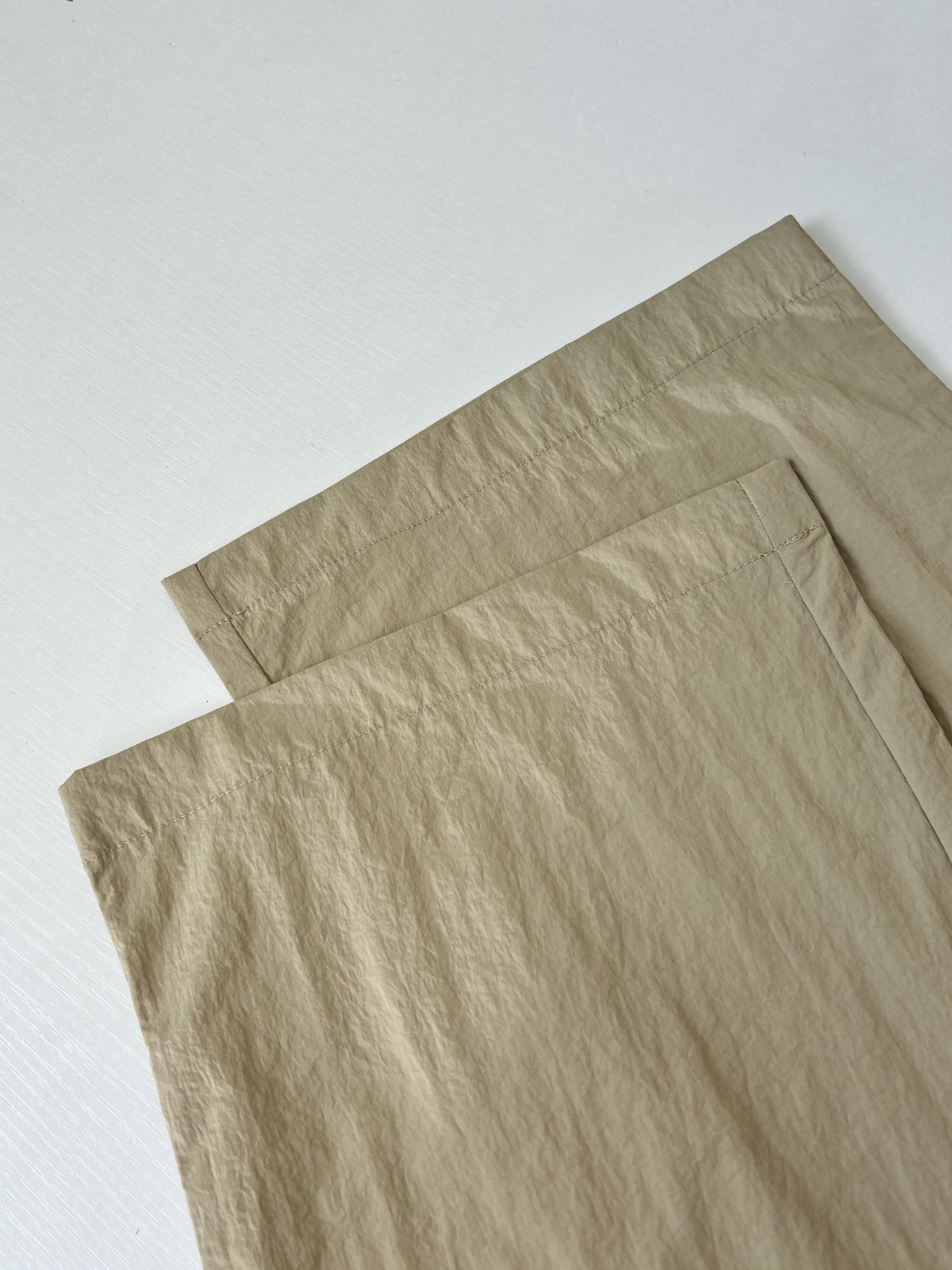 Louis Vuitton 1V/路易 SS26 纯色直筒登山工装休闲长裤