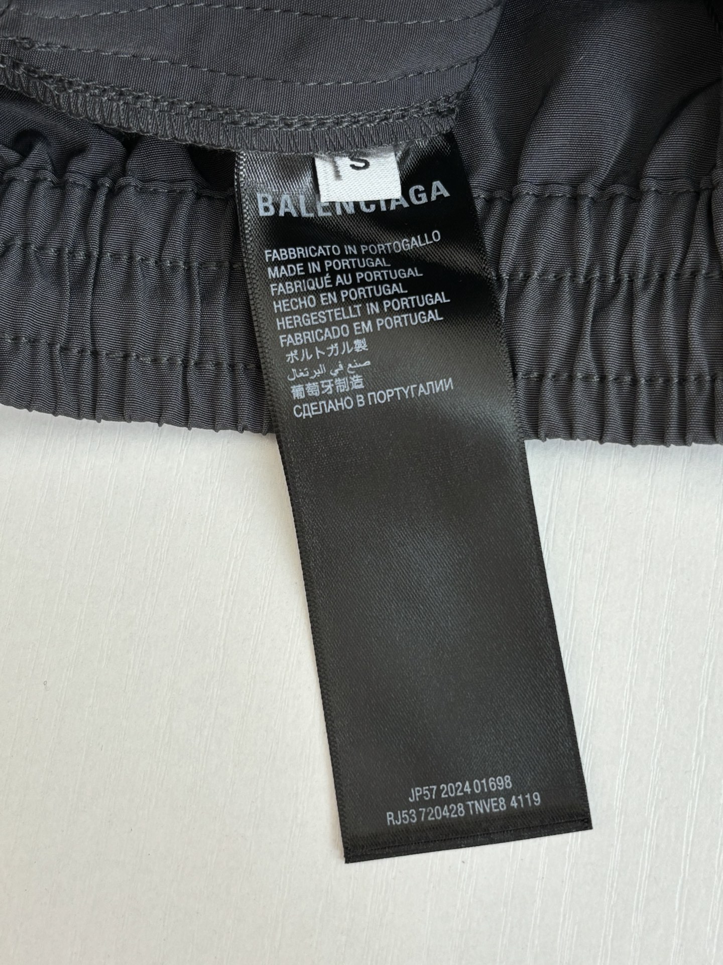 Balenciaga Balenciag*/巴黎 拼接圆环刺绣休闲短裤