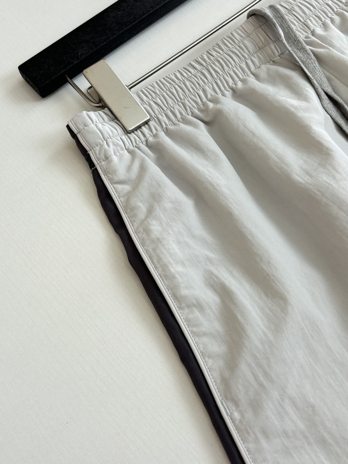 Balenciaga Balancing*/巴黎 26SS 拼色圆环刺绣休闲短裤